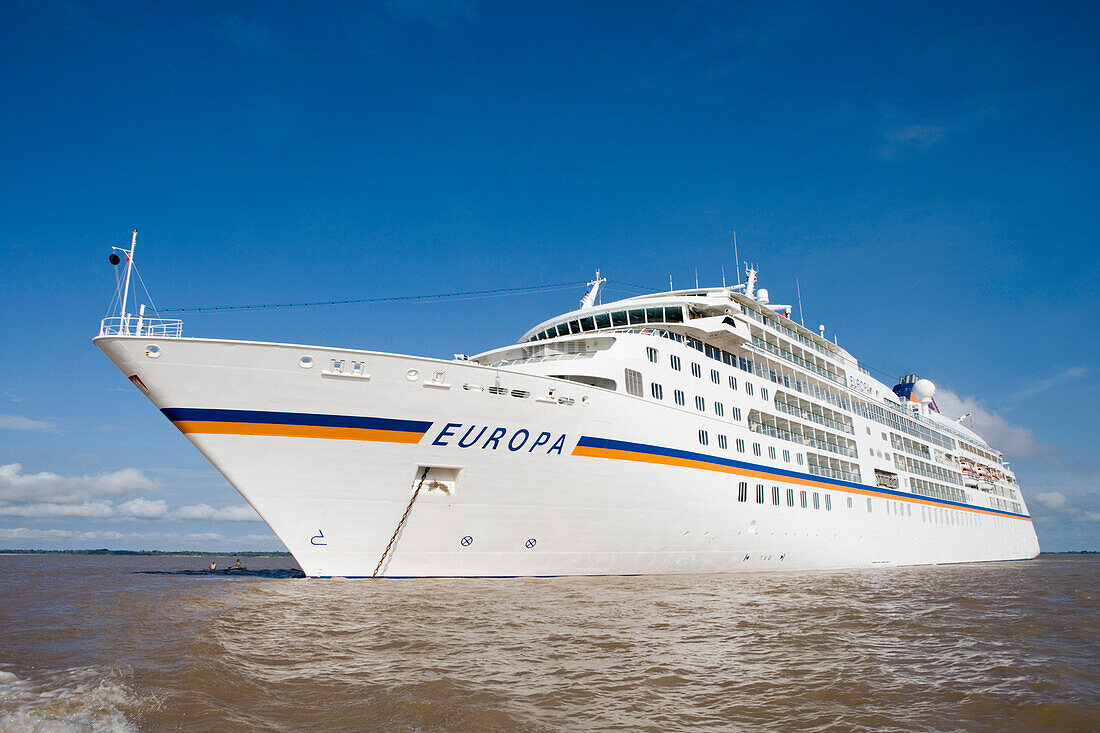 MS Europa auf Amazonas, Boca da Valeria, Amazonas, Brasilien, Südamerika