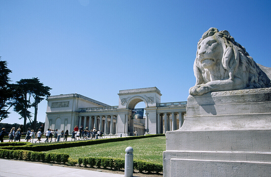 Art Museum, Palace of Legion of Honour. Lincoln Park. San Francisco, California. USA.