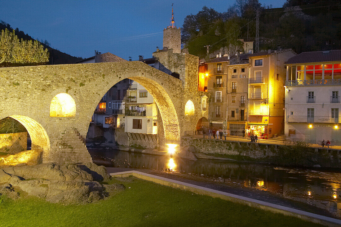 Pont Nou (12th century), Camprodón. Ripollès Region. Girona Province. Catalonia. Spain