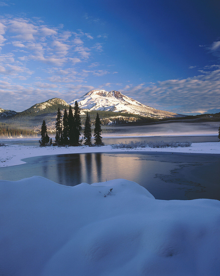 Snow covers South Sister and Sparks Lakes. Deschutes National Forest. Oregon. USA