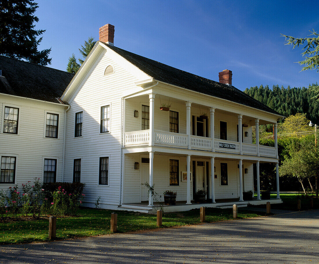 Historic Wolf Creek Tavern in Wolf Creek town. Josephine County. Oregon, USA