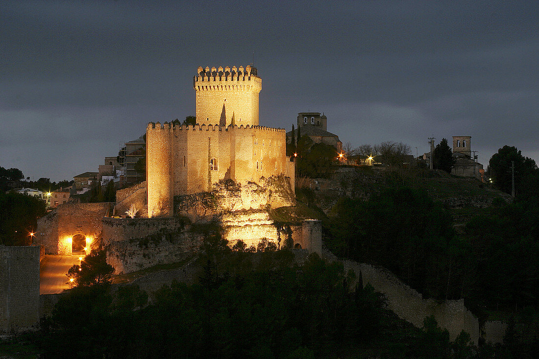 Alarcón castle, old muslim alcazaba, XVth century. Alarcón. Cuenca province, La Mancha. Spain