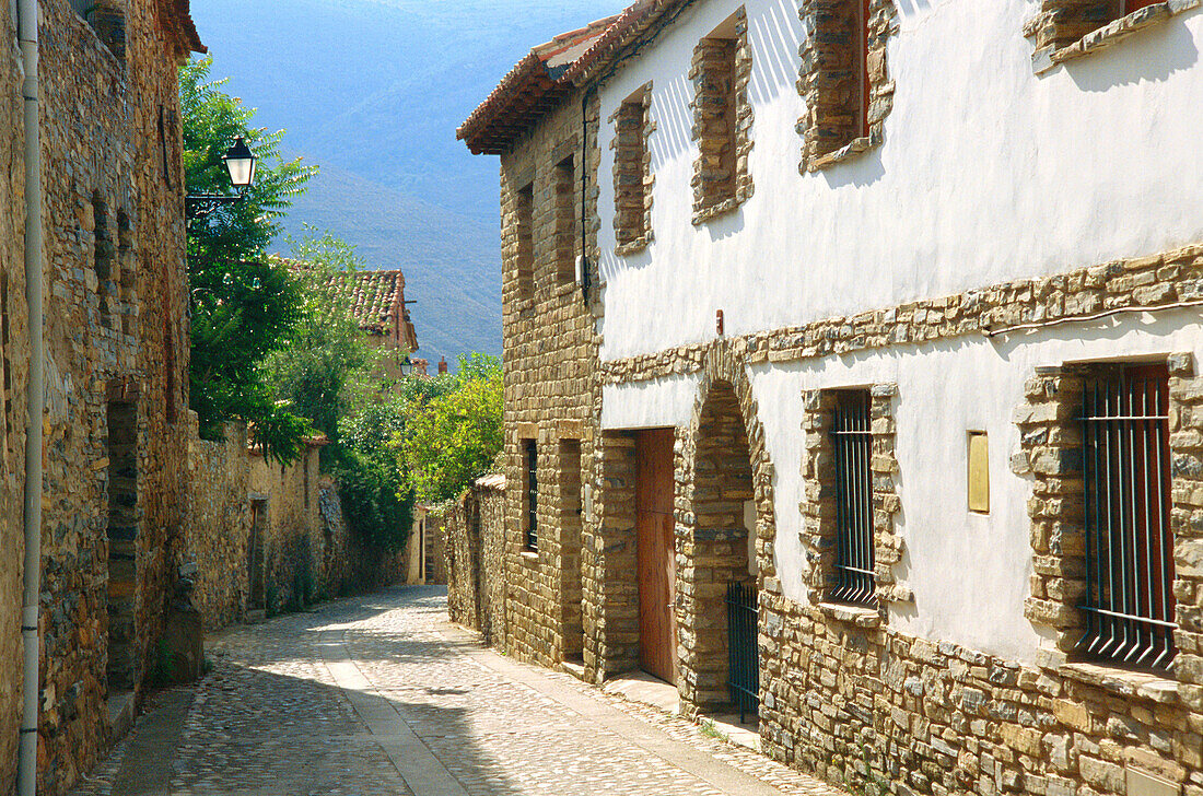 Paved street, Yanguas. Soria province, Spain