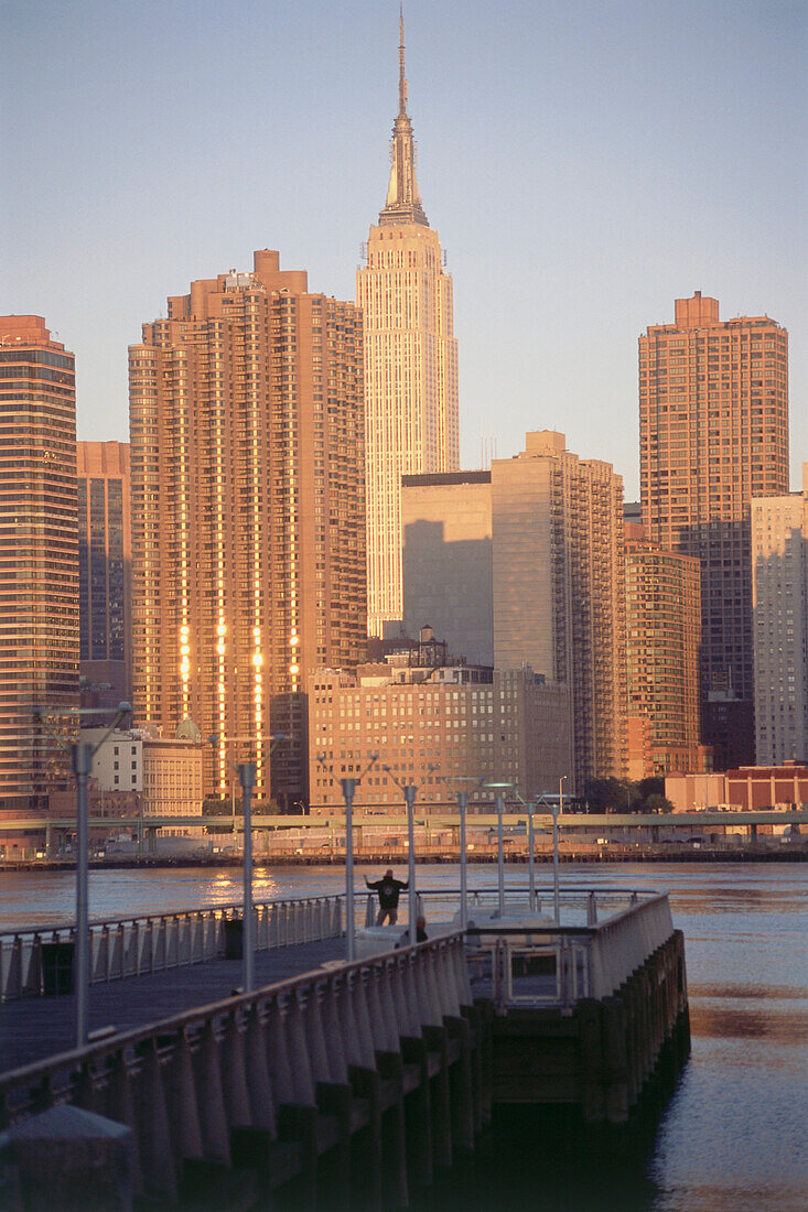 View from Queens to Manhattan, New York, USA, America