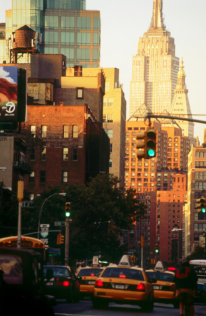 Street szenery at evening, Lower East Side, Manhattan, New York, USA, America