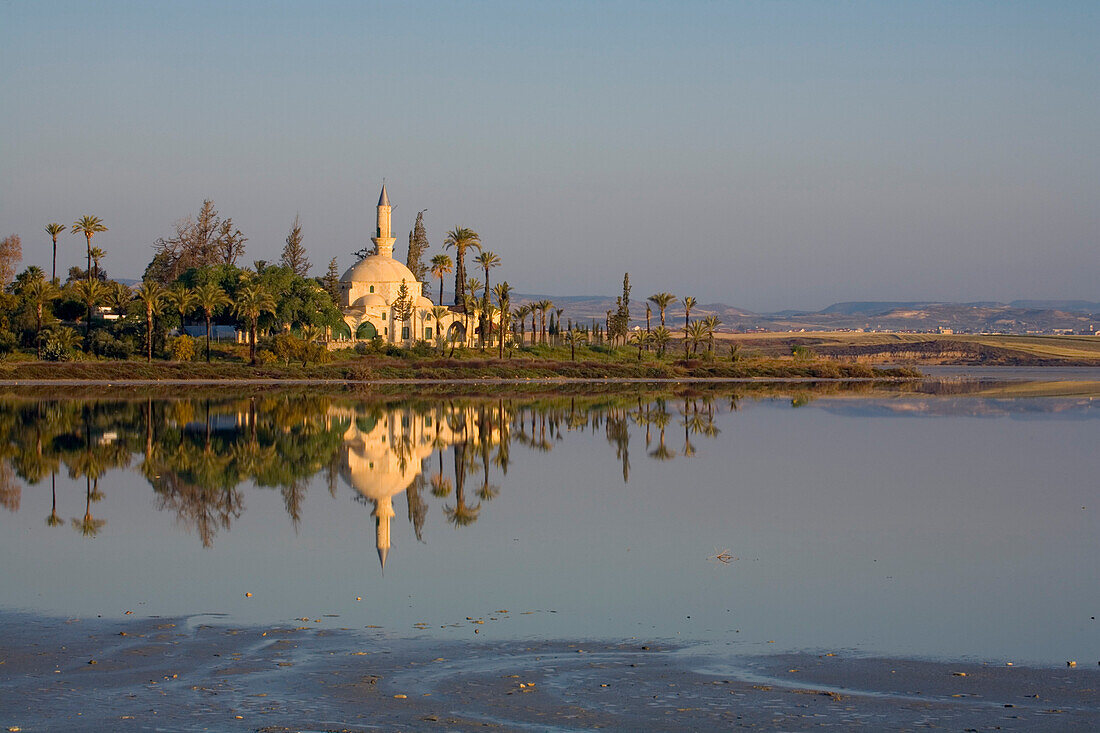 Moschee Hala Sultan Tekke, Larnaka Salzsee, Larnaka, Südzypern, Zypern