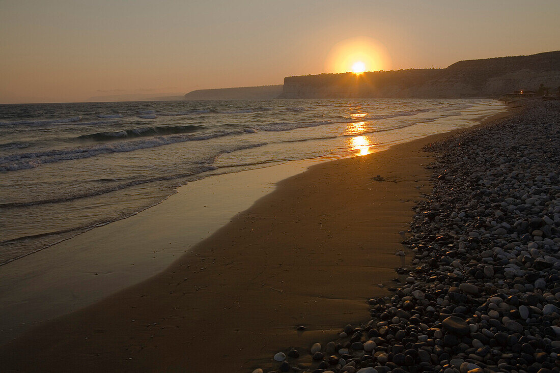 Sonnenuntergang am Strand, Kourion, Südzypern, Zypern