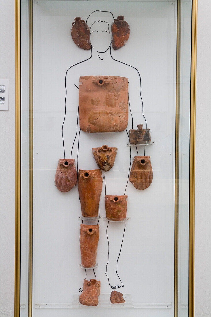 Ausstellungsstück im Archaeologishen Museum, Pafos, Südzypern, Zypern