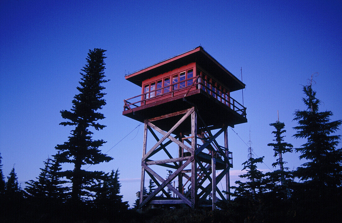 Indian Ridge lookout at dusk. Willamette National Forest, Cascade Mountains. Oregon. USA