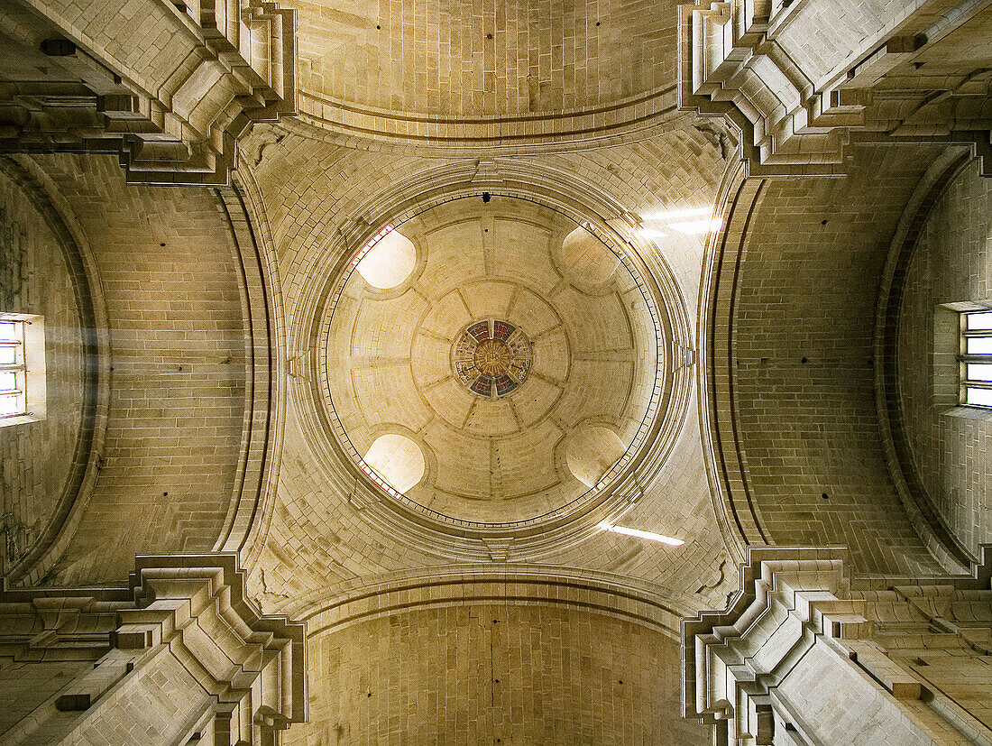 Ceiling, church of San Francisco. Santiago de Compostela, La Coruña province, Galicia. Spain