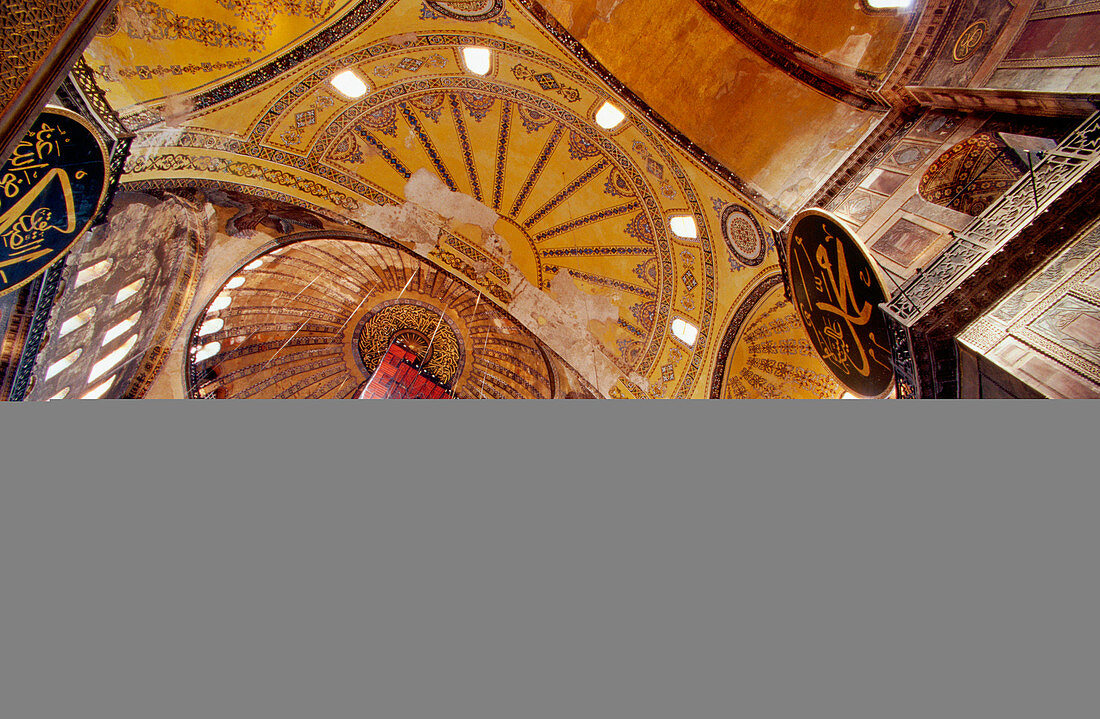 Innenraum der St. Sofia in Istambul. Türkei