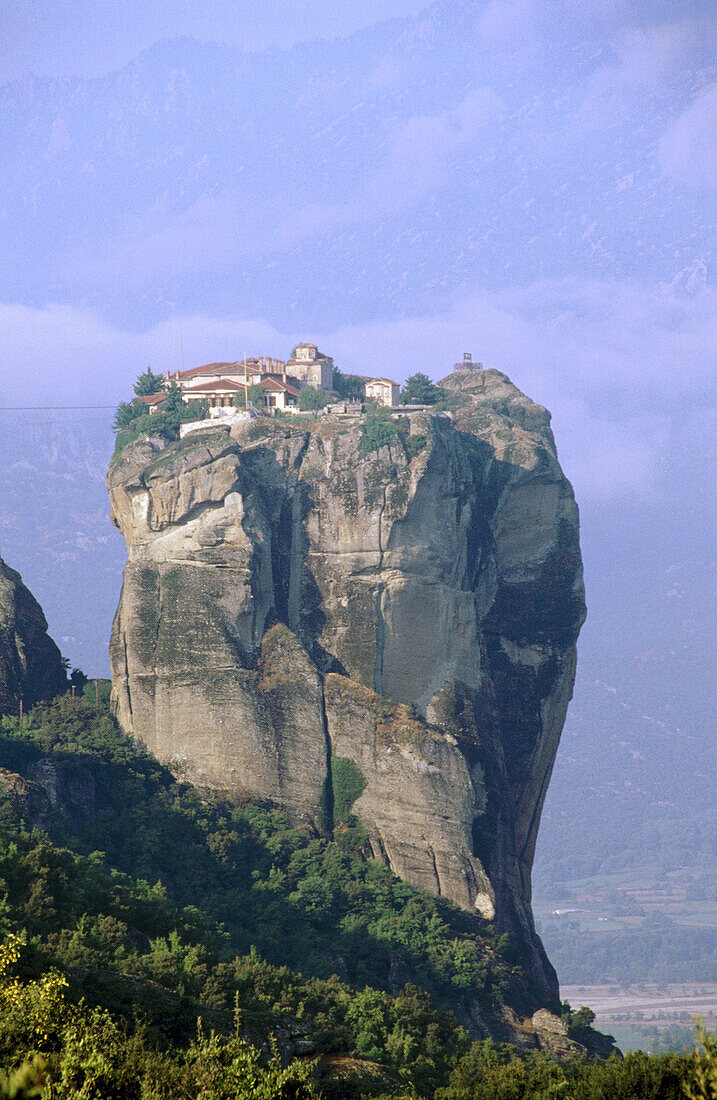 Hagia Triada-Kloster (eines der Meteora-Klöster). Thessalien, Griechenland