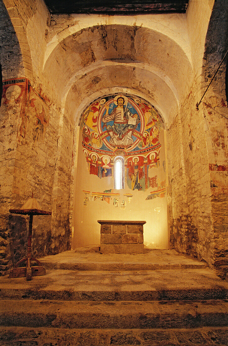 Pantokrator. Zentrale Apsis. Romanische Kirche Sant Climent de Taüll. Boí-Tal. Gebirge der Pyrenäen. Katalonien. Spanien