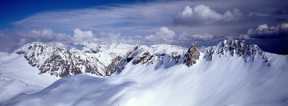 Eriste hill. Pyrenees. Huesca. Aragon. Spain.