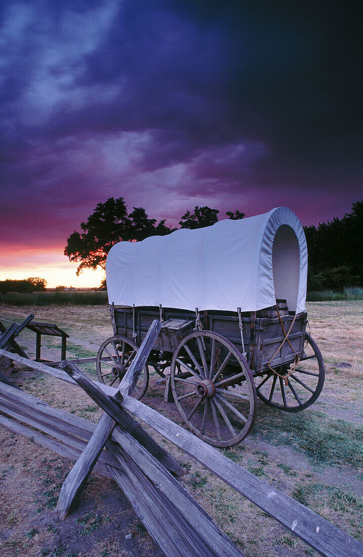 Oregon trail wagon at Whitman Mission National Historic Site. Walla Walla. Washington. USA