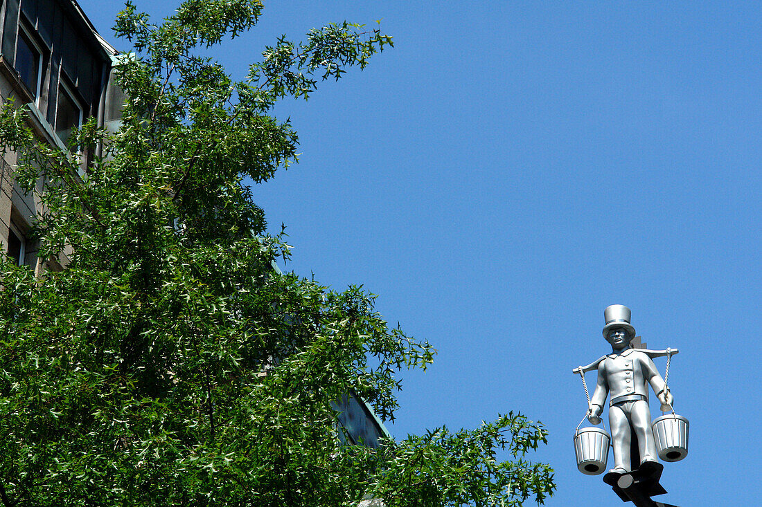 Hans Hummel memorial, Hamburg, Germany