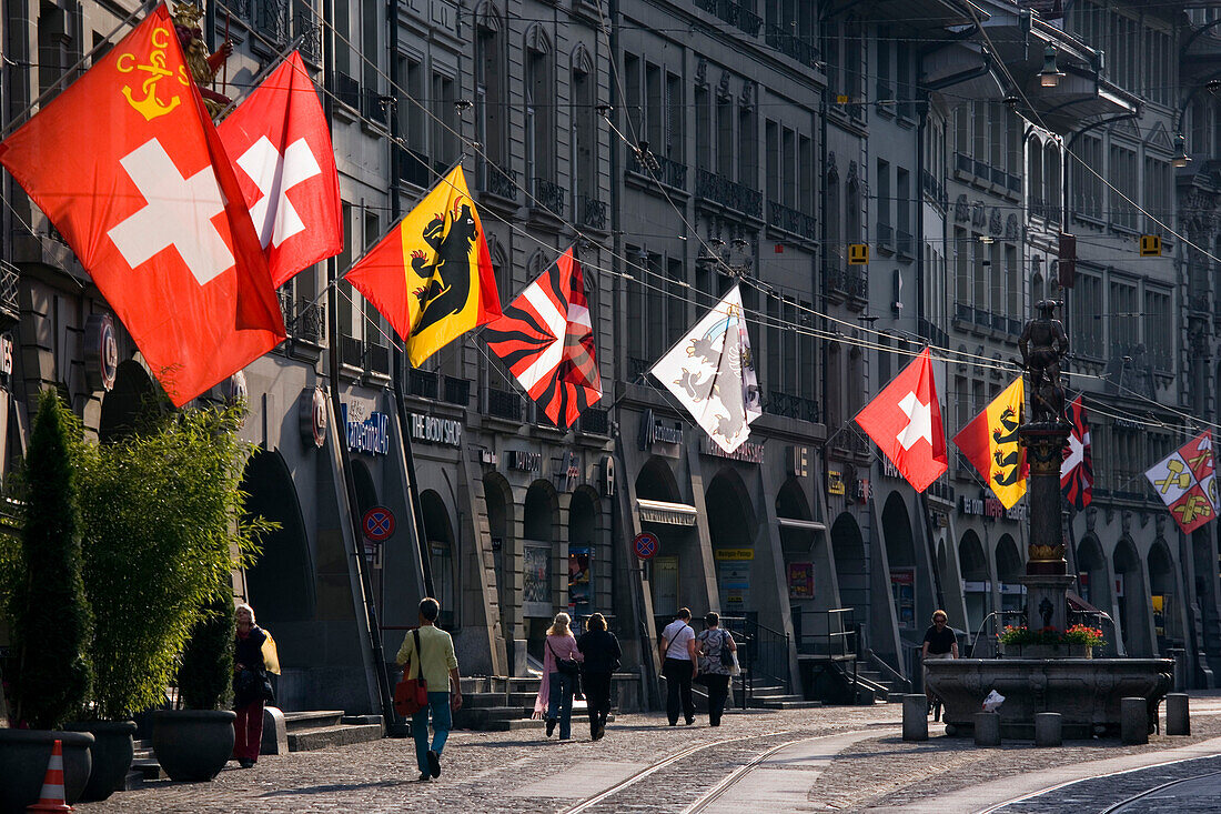 People shopping in the Marktgasse, Old City of Berne, Berne, Switzerland