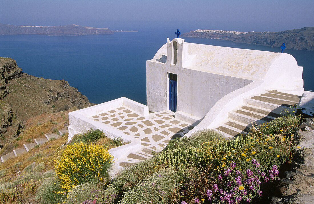 Imerovigli, Santorini. Cyclades. Greece.