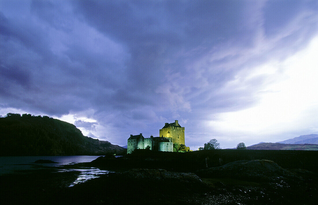 Eilean Donan castle. Highlands. Scotland. UK.