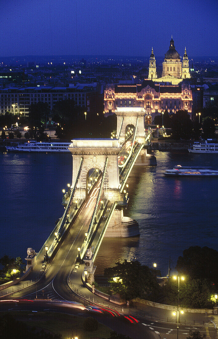 Chain Bridge, Budapest. Hungary