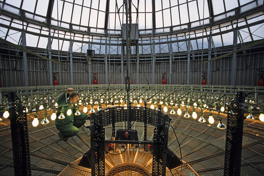 Beleuchtung über der Glasdach des Sitzungssaals, Nationalversammlung, Palais Bourbon, 7. Arrondissement, Ile de France, Paris, Frankreich