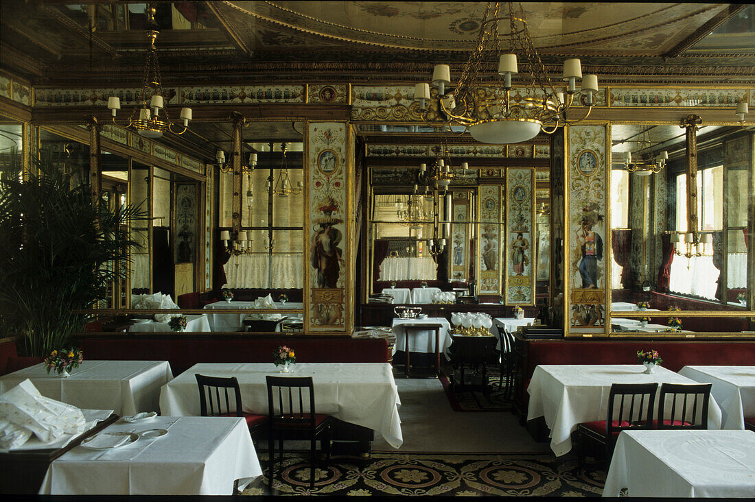 Interior view of the deserted restaurant Le Grand Vefour, 1. Arrondissement, Paris, France, Europe