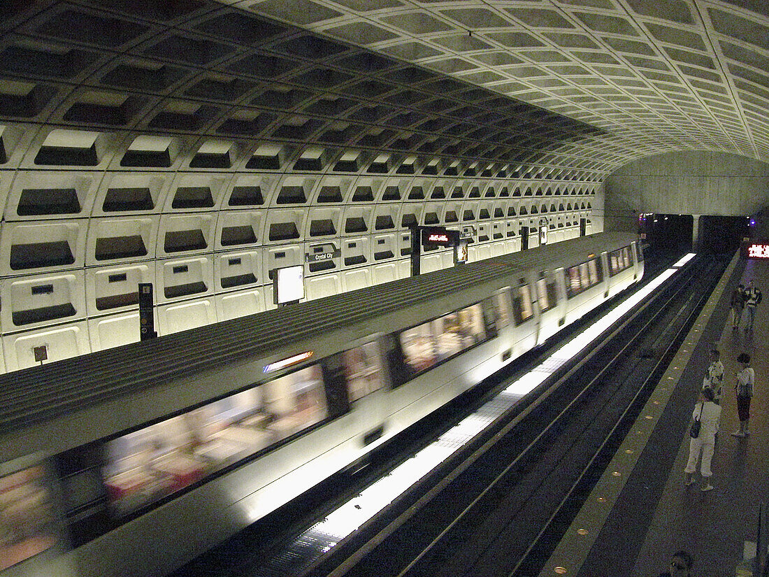 Subway. Washington D.C., USA
