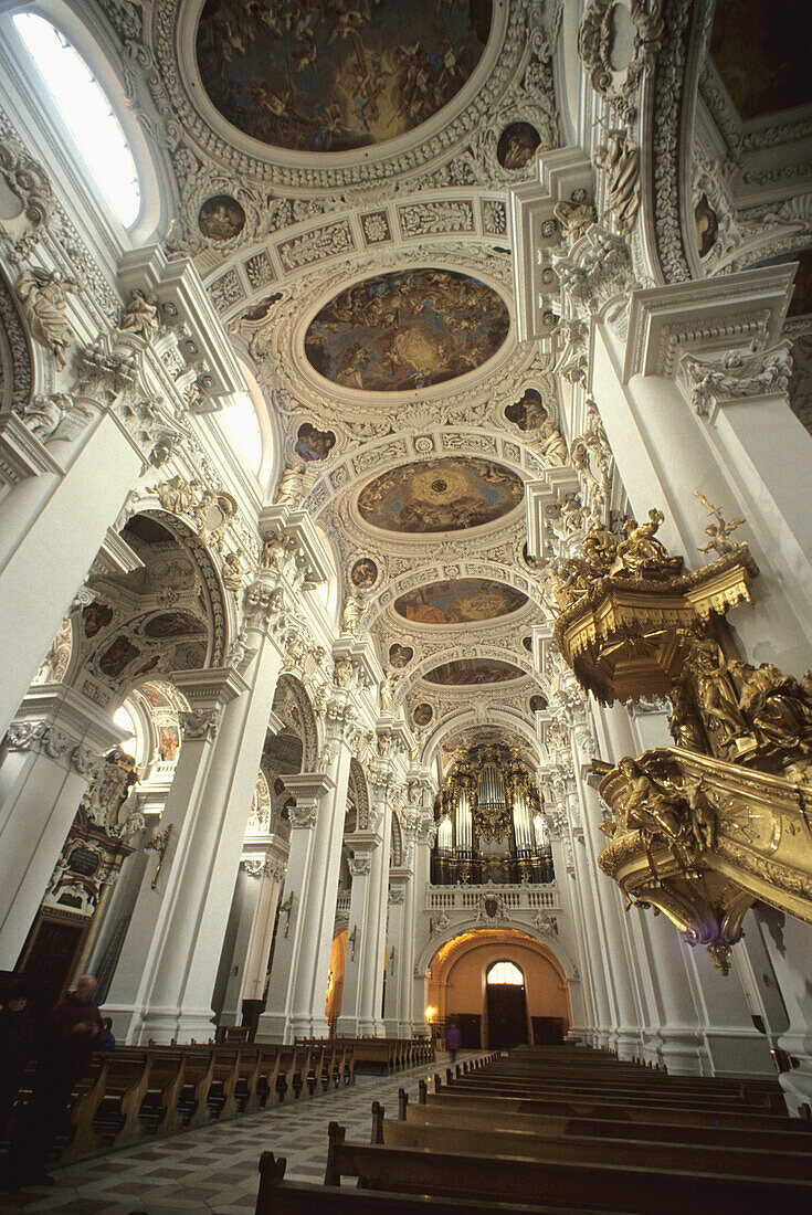 Inside Passau Cathedral, St. Stephan's Cathedral, Lower Bavaria, Bavaria, Germany