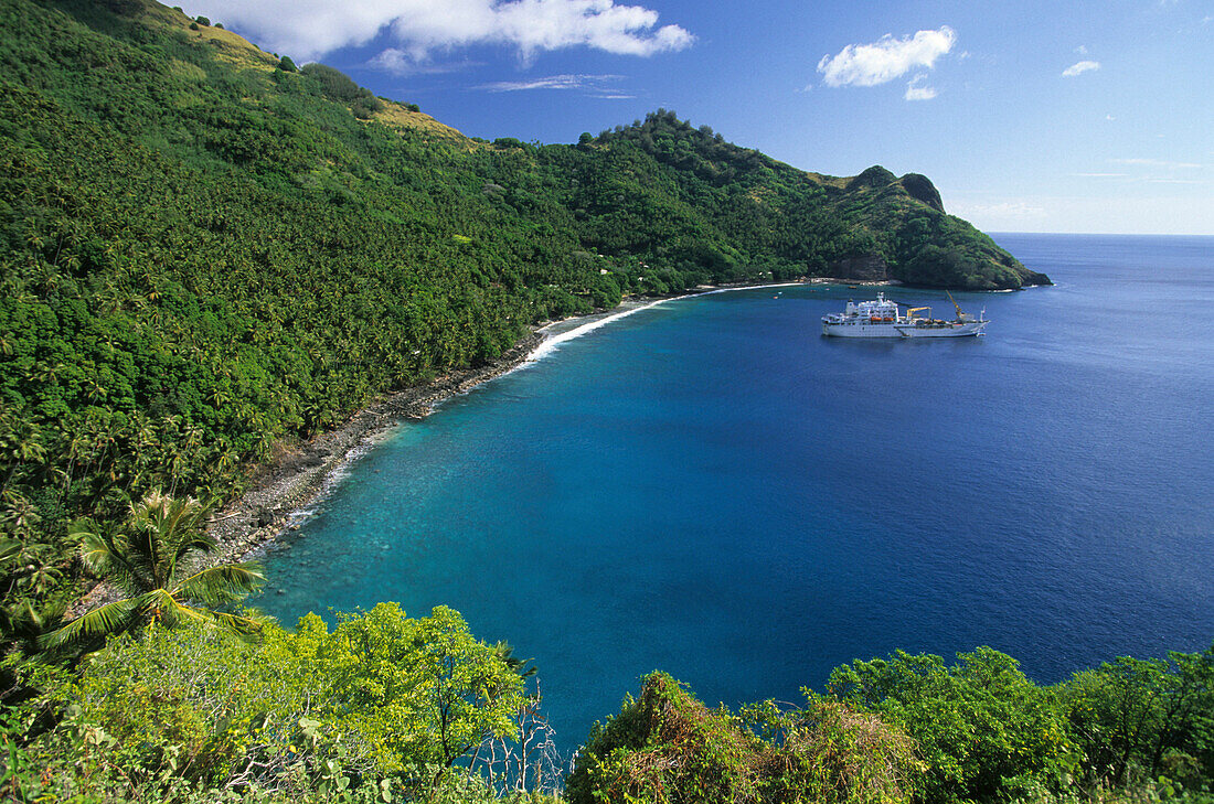 The freighter Aranui III anchoring in the Bay of Hapatoni off Tahuata Island, French Polynesia