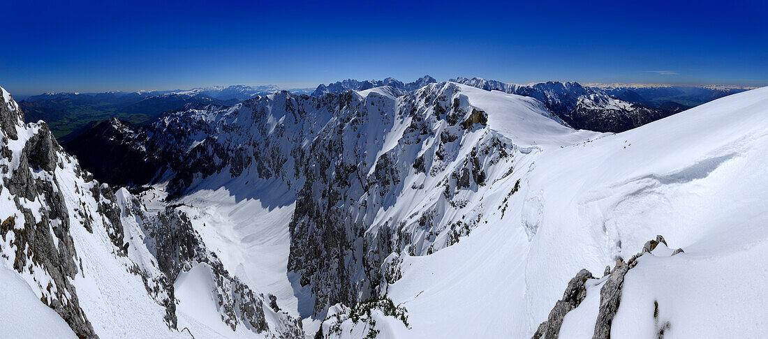 Panoramic view form mount Pyramidenspitze, Zahmer Kaiser, Kaiser range, Tyrol, Austria