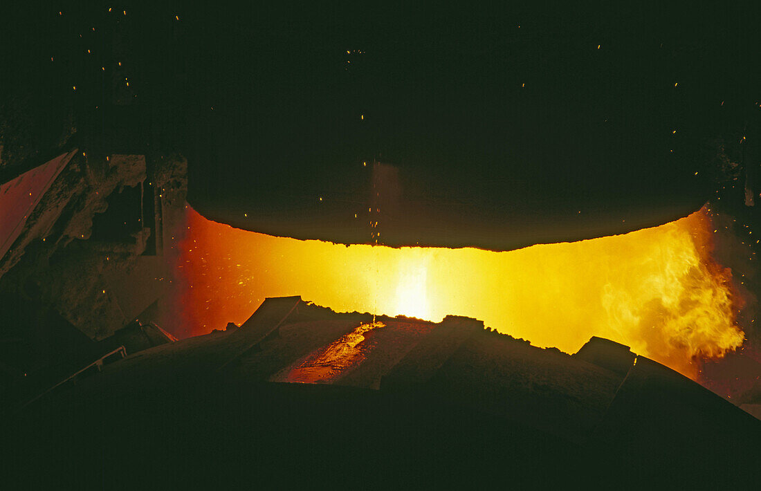 Steel industry. Mexico.