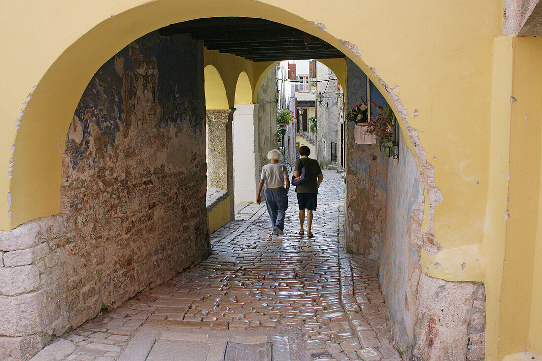 Street scene in the Old Town. Rovinj. Istria. Croatia.