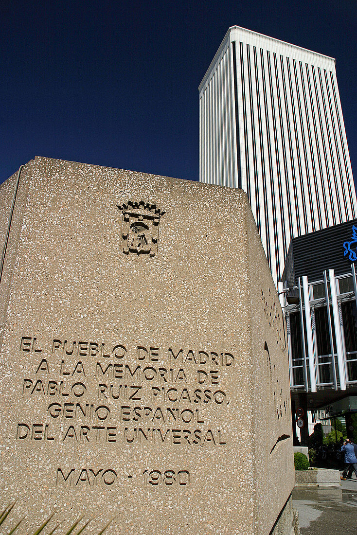 Picasso tower. Picasso square. Paseo de la Castellana. Azca financial district. Madrid. Spain