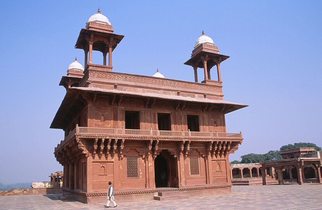 Diwan-I-Khas, Hall of private audiences. Fatehpur Sikri. Uttar Pradesh. India