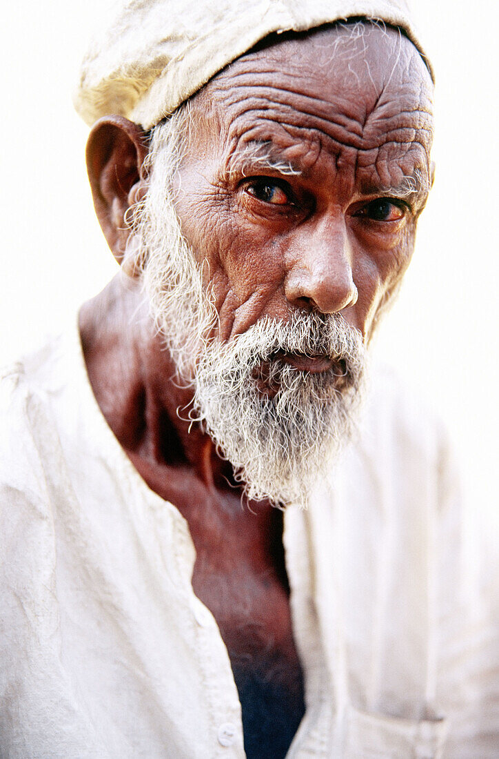 Portrait of an old Indian man