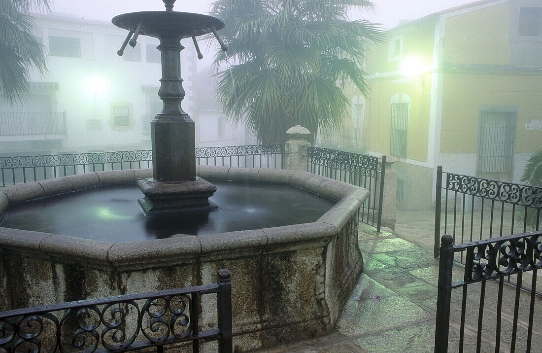 Fountain, Montánchez. Cáceres province, Extremadura, Spain