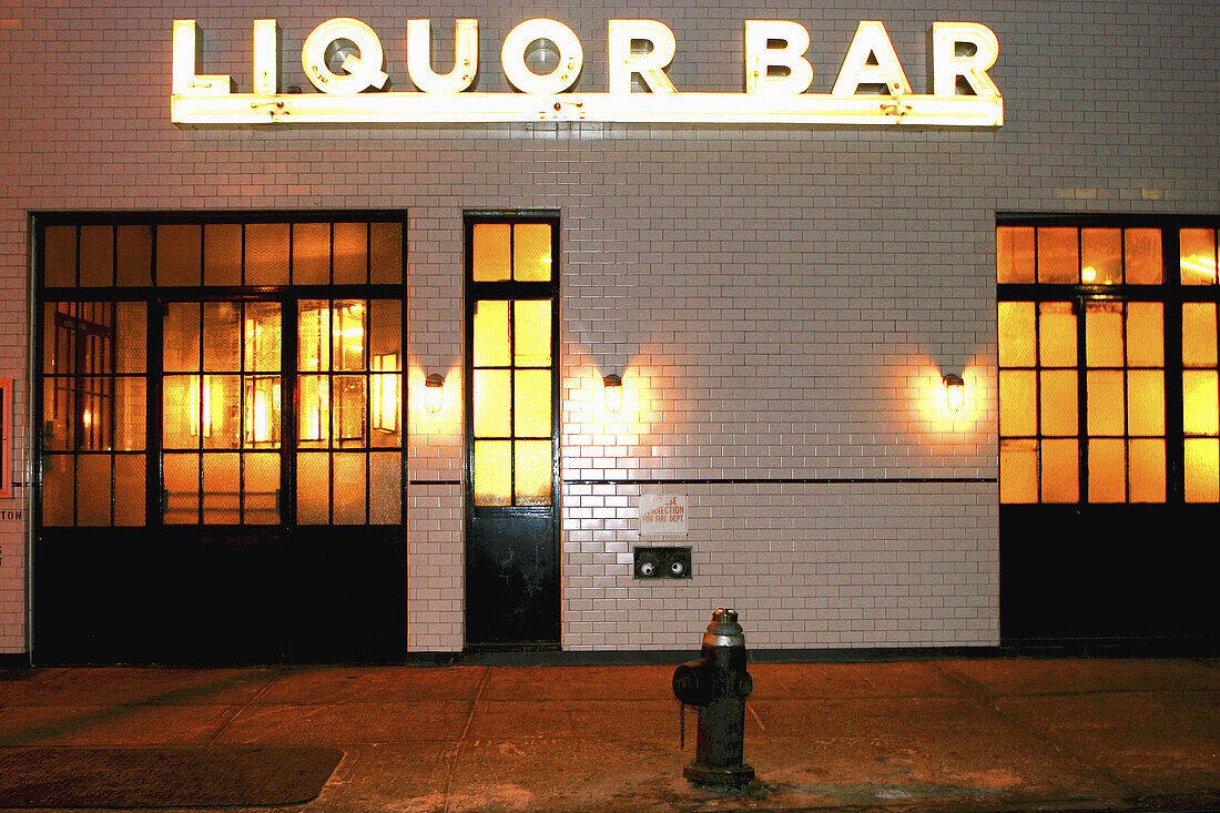 Schillers Liquor Bar. New York city. USA.