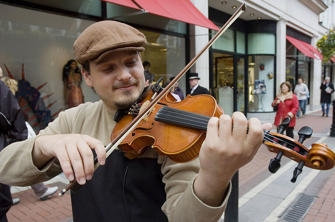 Violin player Dublín. Ireland.