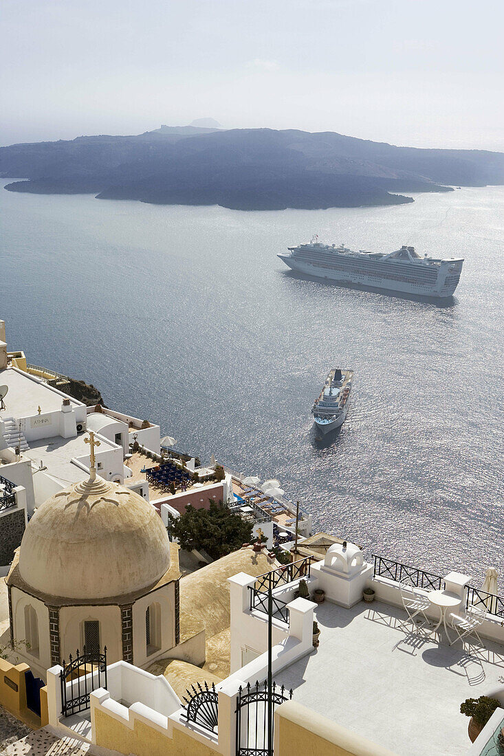 Town of Fira. Santorini, Greece