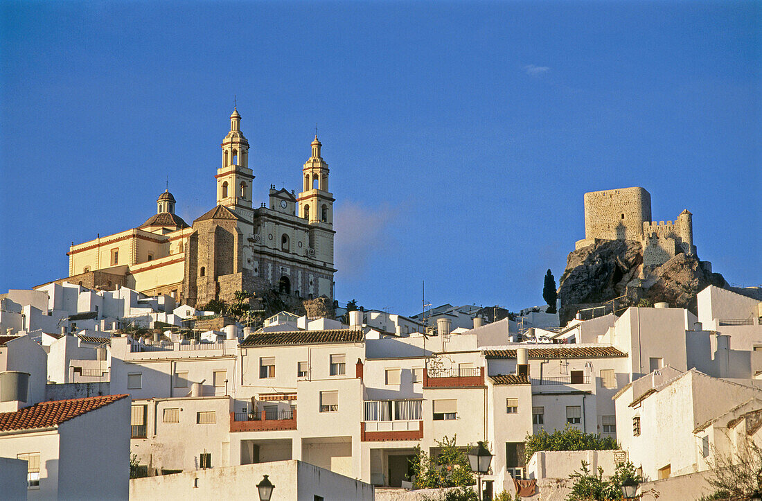Olvera church and 12th century moorish castle. Cádiz province, Spain