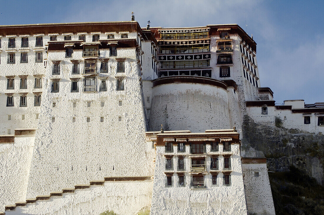 the potala palace. lhasa. lhasa prefecture. tibet. china. asia.