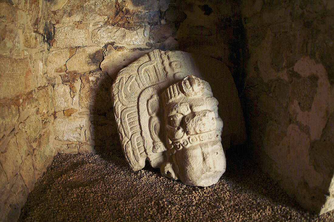Jaguar King head. Yaxchilán archaeological site. Usumacinta river. Lacandon Forest. Chiapas. Mexico.