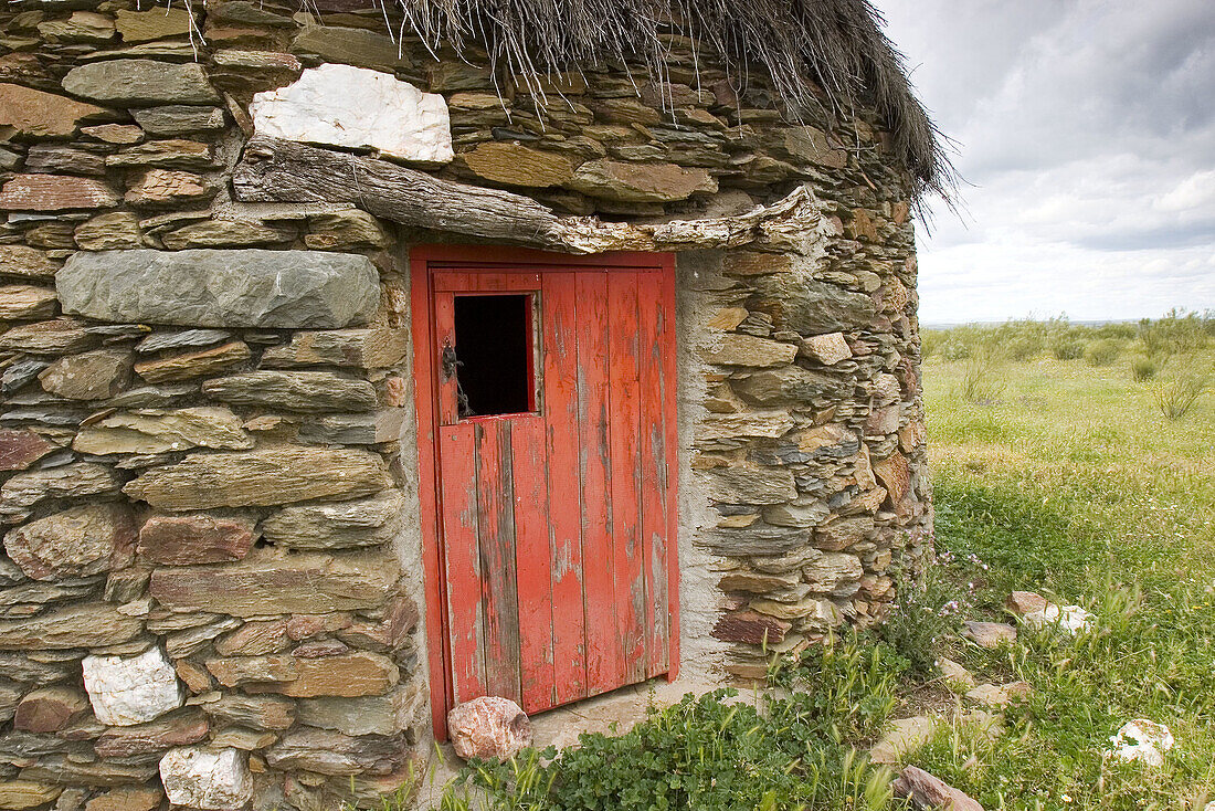 Typical stone hut. Membrio, Provincia de Cáceres, Extremadura, Spain