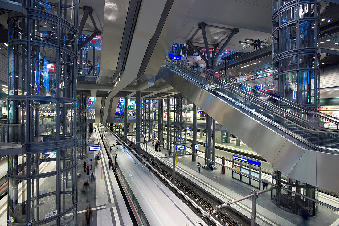 Berliner Hauptbahnhof, Lehrter Stadtbahnhof, Berlin Mitte, Berlin, Deutschland, Europa