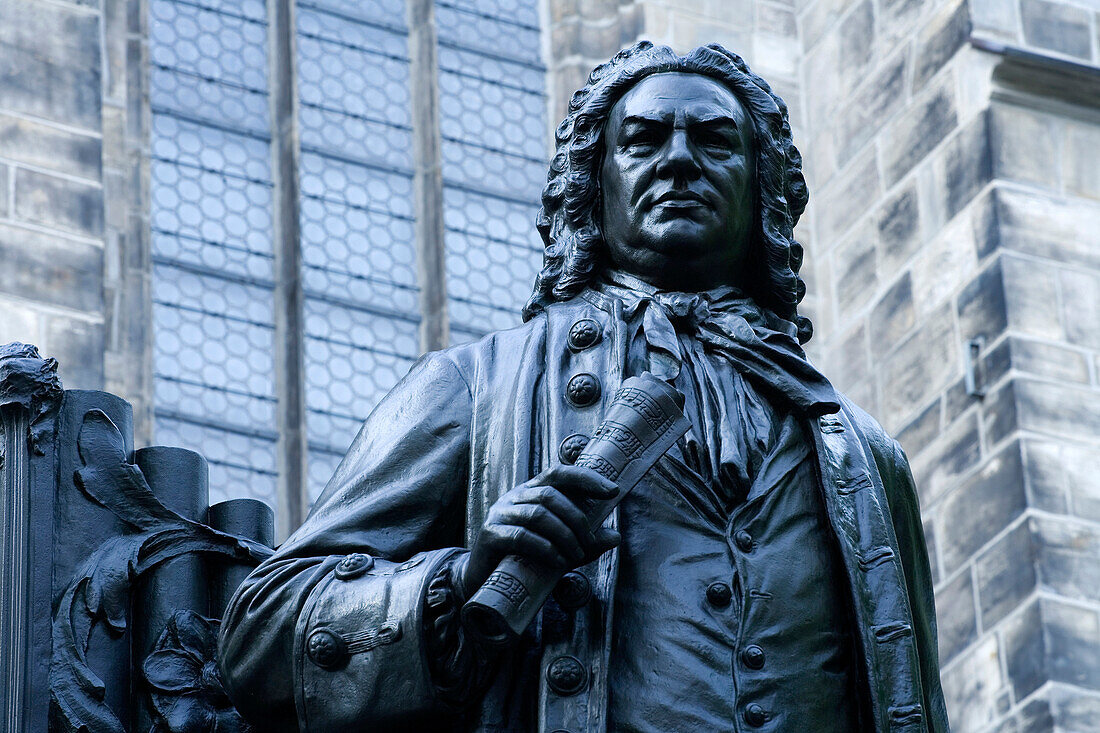 Johann Sebastian Bach Denkmal vor der Thomaskirche. Leipzig, Sachsen, Deutschland