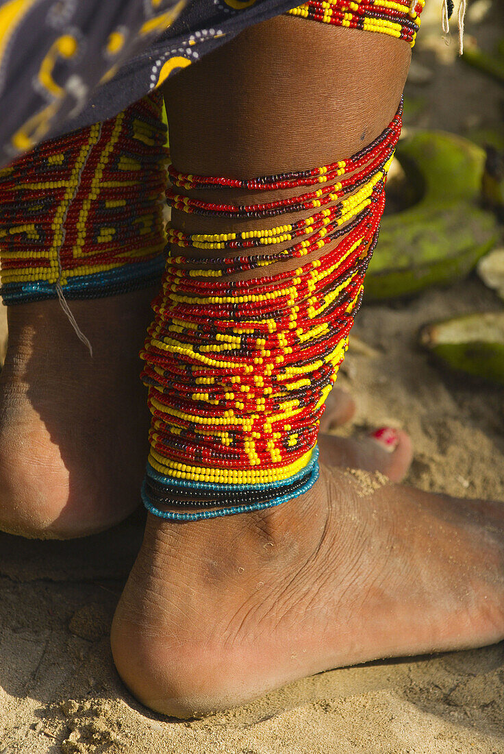 Anklets, Kuna Indian womans native costume, Corbisky Island, San Blas Islands (Kuna Yala), Caribbean Sea, Panama