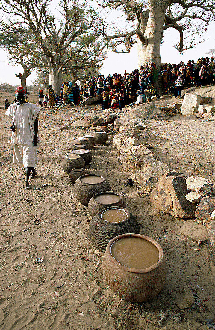 Funeral ceremony for the Hogon of Sanga, supreme religious and political leader of Dogon Country. Mali