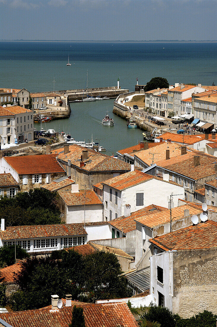 Saint-Martin. Ile de Ré. Charente-Maritime. Poitou Charentes. France.