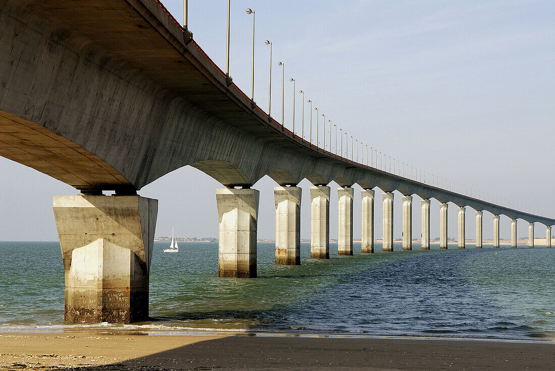 La Rochelle bridge. Rivedoux. Ile de Ré. Poitou-Charentes. Charente-Maritime. France.