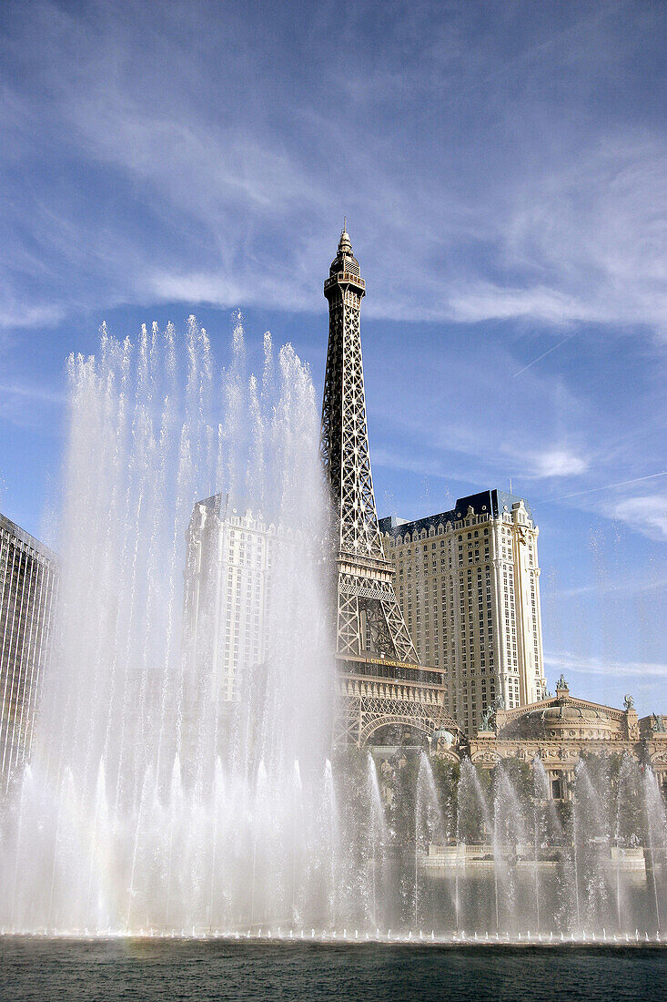 Fountain show with Paris Hotel and Casino in the background, Las Vegas, Nevada, USA